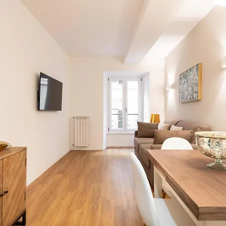 Navona 7.3 Apartman *